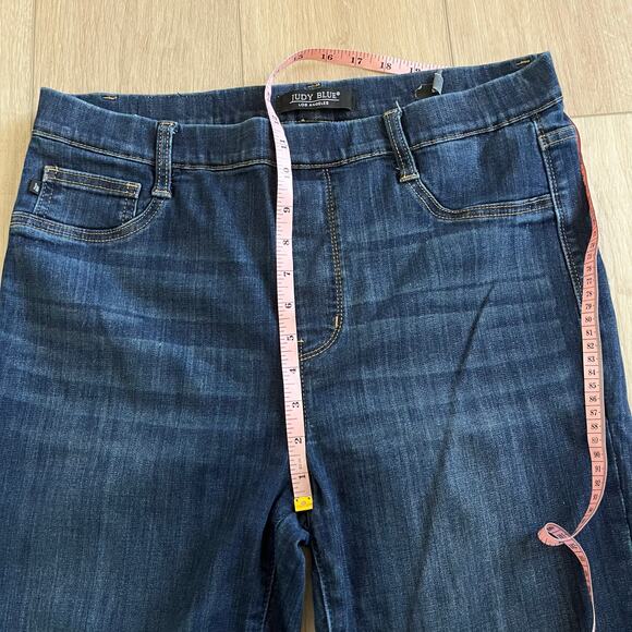 Judy Blue Women’s Pull On Dark Wash Boot Cut Jeans Sz 13/31 - Picture 6 of 9